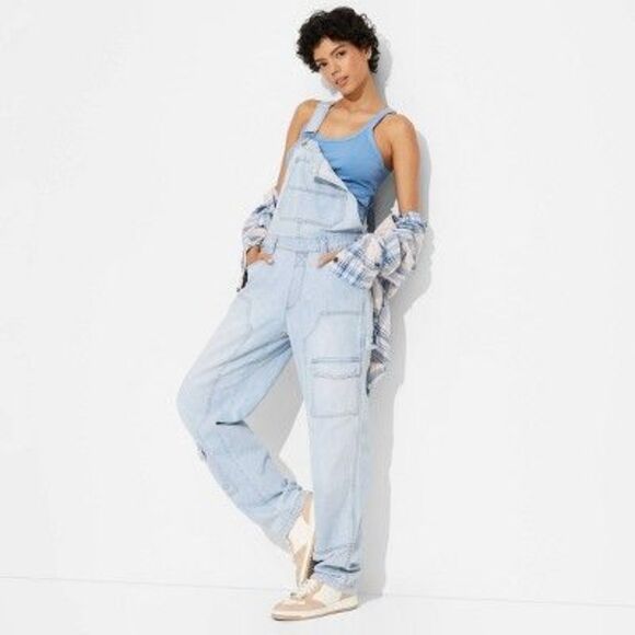 Wild Fable - Women's Baggy Denim Overalls - Wild Fable Light Wa Light Wash - Picture 1 of 2